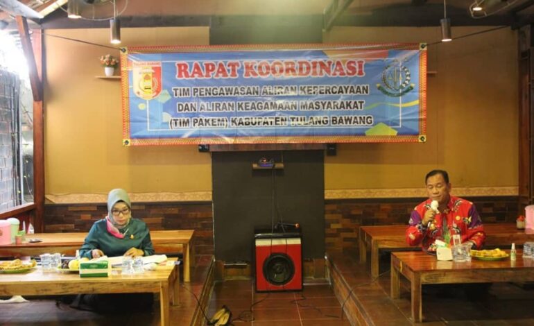  Rapat Koordinasi Perdana Tim PAKEM Kabupaten Tulang Bawang di Tahun 2021, dilaksanakan pada tanggal 01 April 2021 bertempat di RM