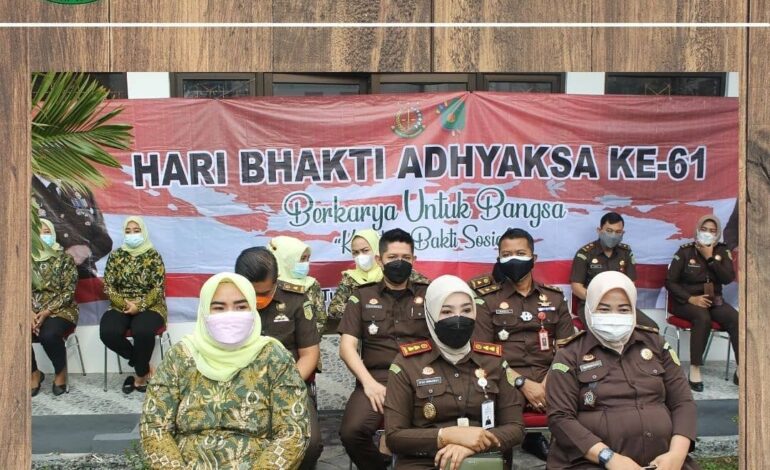  Pada hari Selasa, tanggal 13 Juli 2021, bertempat di taman kantor Kejaksaan Negeri Tulang Bawang telah dilaksanakan giat Bakti Sosial dalam rangka memperingati Hari Bhakti Adhyaksa yang ke-61