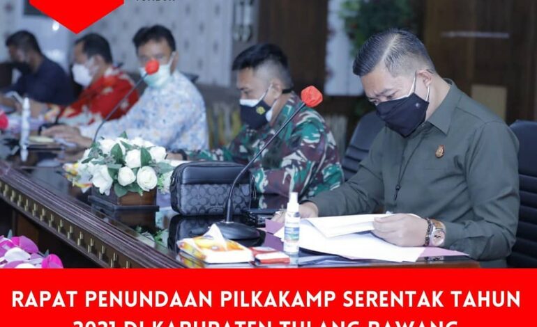  Jumat, 13 Agustus 2021 bertempat di ruang rapat kantor Bupati Tulang Bawang Kepala Kejaksaan Negeri Tulang Bawang yang pada kesempatan kali ini diwakili Kasi Intelijen (Leonardo Adiguna, S