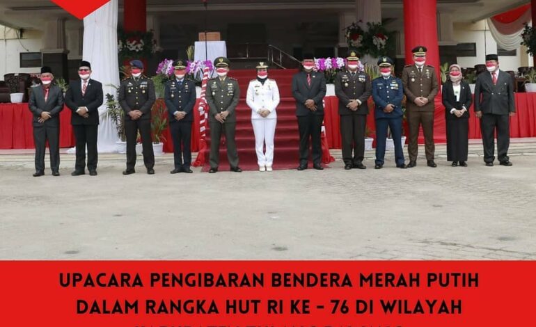  Selasa, 17 Agustus 2021 bertempat di halaman Kantor Bupati Tulang Bawang Kepala Kejaksaan Negeri Tulang Bawang yang pada kesempatan kali ini di wakili oleh Kasi Intelijen (Leonardo Adiguna, S