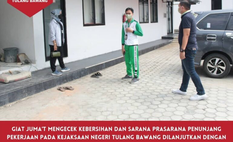  Jumat, 27 Agustus 2021 Kepala Kejaksaan Negeri Tulang Bawang (Dyah Ambarwati, S