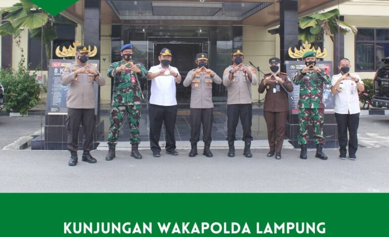  Rabu, 13 Oktober 2021 Kepala Kejaksaan Negeri Tulang Bawang Dyah Ambarwati, S