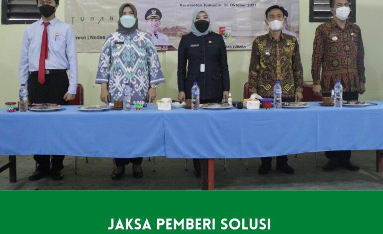  Kamis, 28 Oktober 2021 bertepatan dengan hari Sumpah Pemuda, telah dilaksanakan program Kejaksaan Negeri Tulang Bawang yaitu Jaksa Pemberi Solusi (Japri) bertujuan memberikan pembinaan kepada seluruh Kepala Desa/Kampung/Tiyuh dengan melakukan Penyuluhan Hukum sebagai Upaya Hukum Preventif atau pencegahan timbulnya penyalahgunaan wewenang dalam Penyelenggaraan Desa, Pengelolaan Keuangan dan aset desa serta Tindak Pidana Umum lainnya