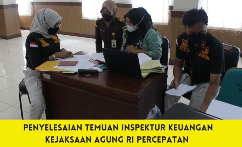  Rabu, 3 November 2021 Kepala Kejaksaan Negeri Tulang Bawang Dyah Ambarwati, S