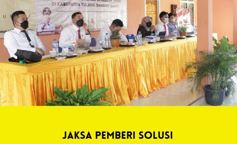  Senin, 29 November 2021 telah dilaksanakan program Kejaksaan Negeri Tulang Bawang yaitu Jaksa Pemberi Solusi (Japri) bertujuan memberikan pembinaan kepada seluruh Kepala Desa/Kampung/Tiyuh dengan melakukan Penyuluhan Hukum sebagai Upaya Hukum Preventif atau pencegahan timbulnya penyalahgunaan wewenang dalam Penyelenggaraan Desa, Pengelolaan Keuangan dan aset desa serta Tindak Pidana Umum lainnya