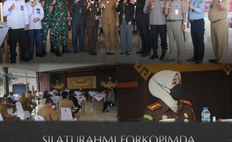  Senin, 7 Februari 2022 Kepala Kejaksaan Negeri Tulang Bawang (Dyah Ambarwati, S