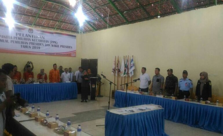  sepertinya hari ini sibuk sekali senior senior kita jaksa dari Kejari Tulang Bawang