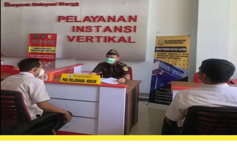  Pada Rabu, 11 Mei 2022 Kejaksaan Negeri Tulang Bawang melaksanakan Giat Datun Terkait Pelayanan Hukum dalam Program Jaksa Pemberi Solusi (Japri) Di Mall Pelayanan Publik (MPP) Kabupaten Tulang Bawang