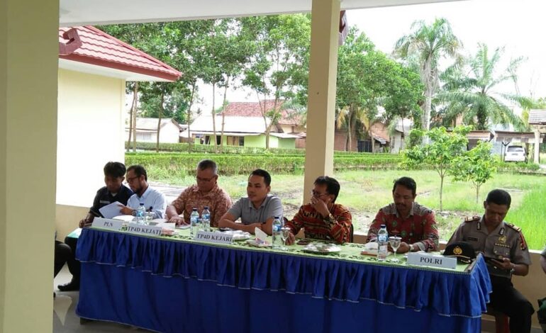  Sosialisasi Pembebasan Lahan dengan Pemilik Tanah untuk Pembangunan Gardu Induk (GI) 150 kV di Desa Medasari Kec
