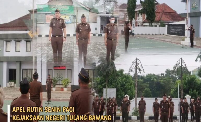  Kejaksaan Negeri Tulang Bawang melaksanakan Apel Rutin Senin Pagi