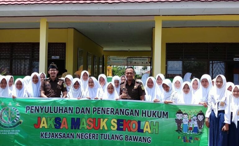  Jaksa Masuk Sekolah..bertempat di SMP 2 Menggala, Tulang Baw…