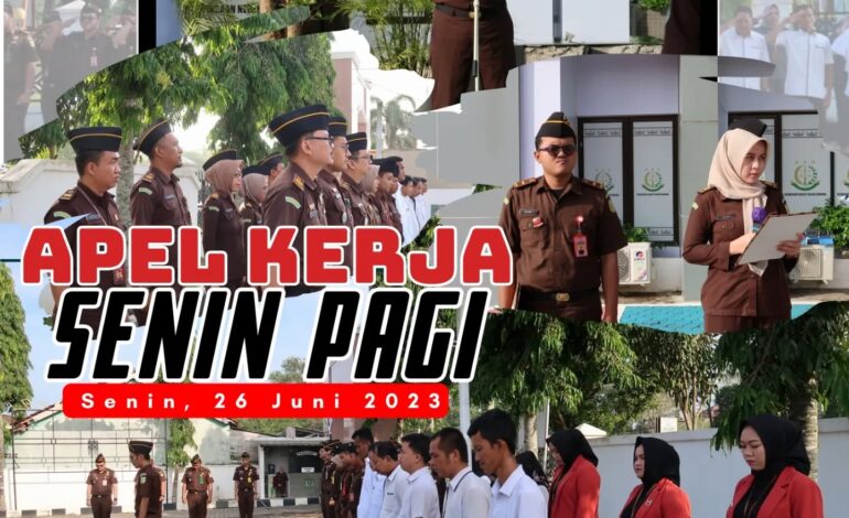 Kejaksaan Negeri Tulang Bawang melaksanakan Apel Rutin Senin pagi disertai Pembacaan Core Value Dan Employer Branding ASN