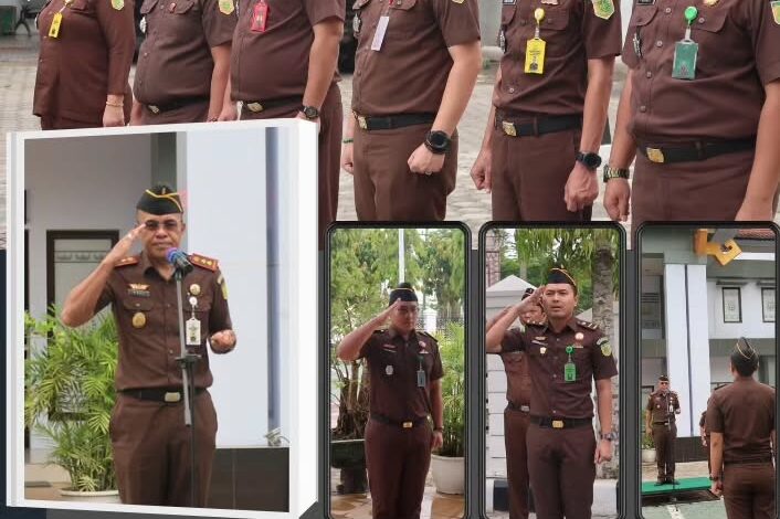  Kejaksaan Negeri Tulang Bawang melaksanakan Upacara memperingati HUT Korpri Kepegawaian ke 52 Tahun