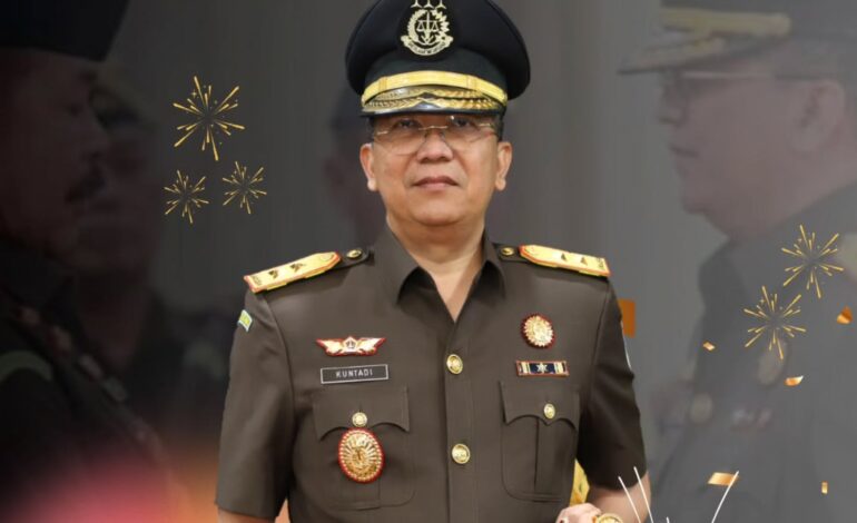  Kepala Kejaksaan Negeri Tulang Bawang beserta Seluruh Keluarga Besar Kejaksaan Negeri Tulang Bawang Mengucapkan “ Selamat & Sukses ”atas dilantiknya Bapak. Kuntadi,S.H.,M.H. sebagai Kepala Kejaksaan Tinggi Lampung. 

@kejaksaan.ri
@kejatilampung