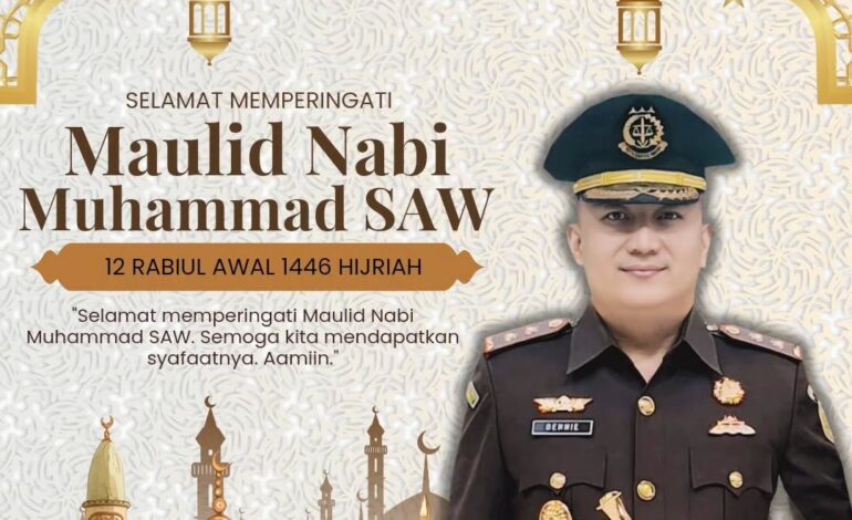  Kepala Kejaksaan Negeri Tulang Bawang Dennie Sagita, S.H., M.H beserta Seluruh Jajaran Mengucapkan Selamat Memperingati Maulid Nabi Muhammad SAW “12 Rabiul Awal 1446 Hijrah”Semoga kita mendapatkan Syafaatnya, Aamiin.

@kejaksaan.ri @kejatilampung