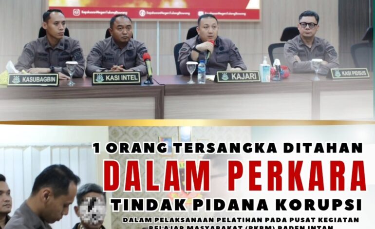  Tim Penyidik pada Bidang Tindak Pidana Khusus Kejaksaan Negeri Tulang Bawang telah melakukan penetapan Tersangka berinisial P selaku Ketua Yayasan PKBM Raden Intan dalam Dugaan Tindak Pidana Korupsi dalam Pelaksanaan Pelatihan pada Pusat Kegiatan Belajar Masyarakat (PKBM) Raden Intan di Kabupaten Tulang Bawang TA