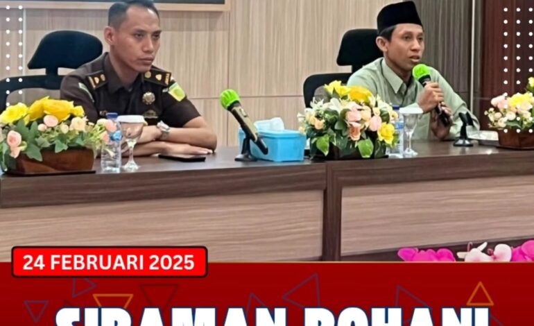  Kejaksaan Negeri Tulang Bawang melakukan giat Siraman Rohani dalam Rangka Menyambut Bulan Suci Ramadhan 1446 Hijriah, yang diikuti oleh Kasubag Bin, Para Kasi, Kasubsi, Jaksa dan Pegawai Serta Pegawai Honorer Kejaksaan Negeri Tulang Bawang