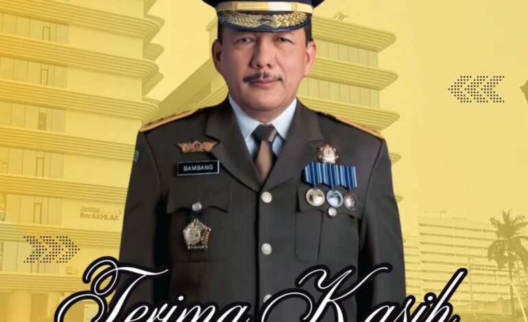  Kepala Kejaksaan Negeri Tulang Bawang Beserta Seluruh Jajaran Kejaksaan Negeri Tulang Bawang mengucapkan Terima Kasih atas Pengabdian dan Dedikasinya Kepada Bapak Prof (HC). Dr. Bambang Sugeng Rukmono. Jaksa Agung Muda Pembinaan (JAM BIN). Selamat memasuki masa Purna Tugas, semoga senantiasa diberi kesehatan dan kesuksesan.

@kejaksaan.ri @set.jambin @pembinaan_kejaksaan @kejatilampung 

#KejaksaanRI #JAMBIN #TrapsilaAdhyaksaBerakhlak