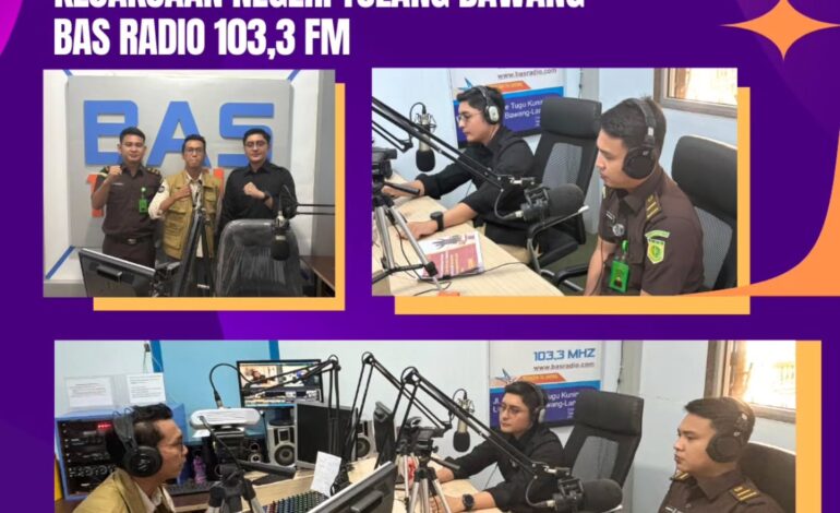  Kejaksaan Negeri Tulang Bawang melakukan Kegiatan Penyuluhan Hukum Program Jaksa Menyapa di Bas Radio 103,3 FM dengan Tema “Penyelenggaraan Fungsi Intelijen Kejaksaan sebagai Organisasi Kejaksaan dan Intelijen Negara”