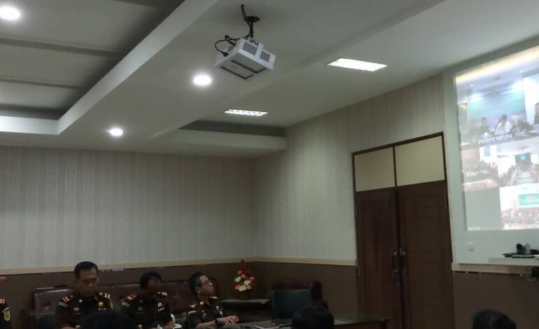  Giat vid confrence (Briefing JAM INTEL)  yang dihadiri oleh Kajati, Kajari dan seluruh Kasi Intel dan Kacabjari di Seluruh Indonesia terkait Kesiapan Kejaksaan dalam menghadapi Pemilu 2019