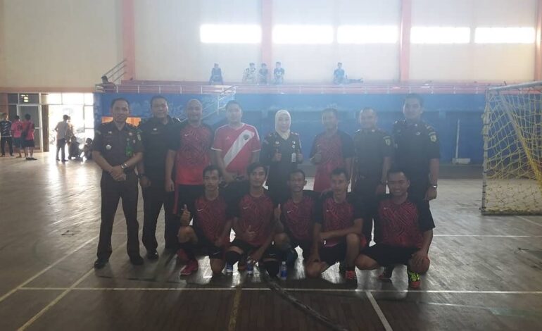  Kejaksaan Negeri Tulang Bawang ikut berpartisipasi dalam turnamen futsal dalam rangka HUT Kabupaten Tulang Bawang ke-23 Tahun 2020