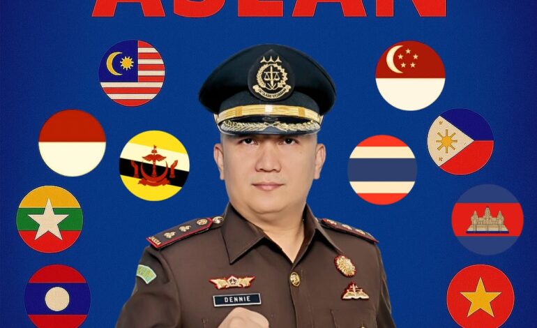  Kepala Kejaksaan Negeri Tulang Bawang Dennie Sagita, S.H., M.H. Beserta Para Jajaran mengucapkan “Selamat Hari Ulang Tahun ASEAN, Bersama ASEAN kita Wujudkan Perdamaian, Kemajuan, dan Kemakmuran Bersama”
_ _ _ _ _ _ _ _ _ _ _ _ _ _ _

Dapatkan Informasi Penting, Akurat, dan Terpercaya Melalui Akun Resmi Kejaksaan Negeri Tulang Bawang di Bawah Ini:

* Laman: kejari-tulangbawang.kejaksaan.go.id
* Instagram: kejari_tulang_bawang
* Facebook: kejari_tulang_bawang
* Youtube: kejari tulang bawang

_ _ _ _ _ _ _ _ _ _ _ _ _ _ _

#kejaksaanri 
#kejatilampung 
#kejarituba