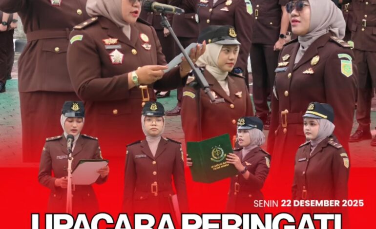  Kejaksaan Negeri Tulang Bawang Melaksanakan Upacara memperingati Hari Bela  Negara dihalaman Kantor Kejaksaan dipimpin oleh Nurhayati,S
